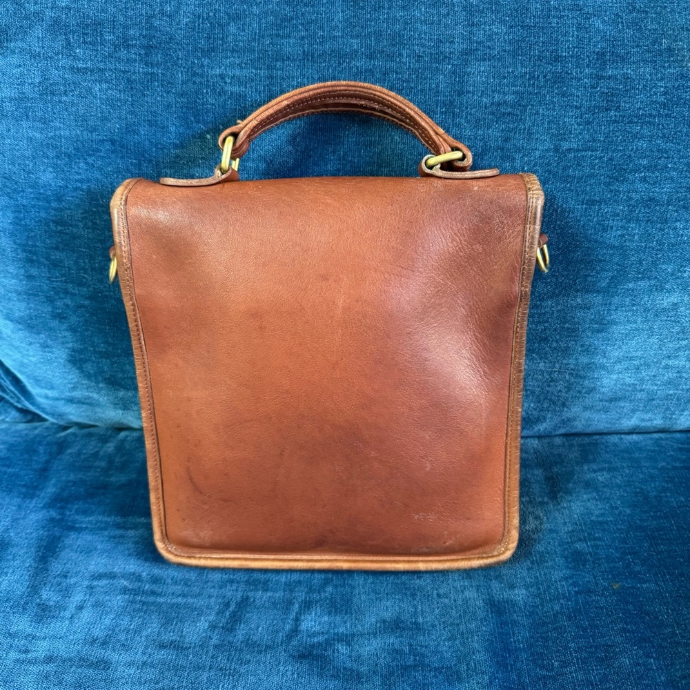 Coach Station Bag in British Tan, circa early 1990s. Style 5130 - Picture 2 of 11